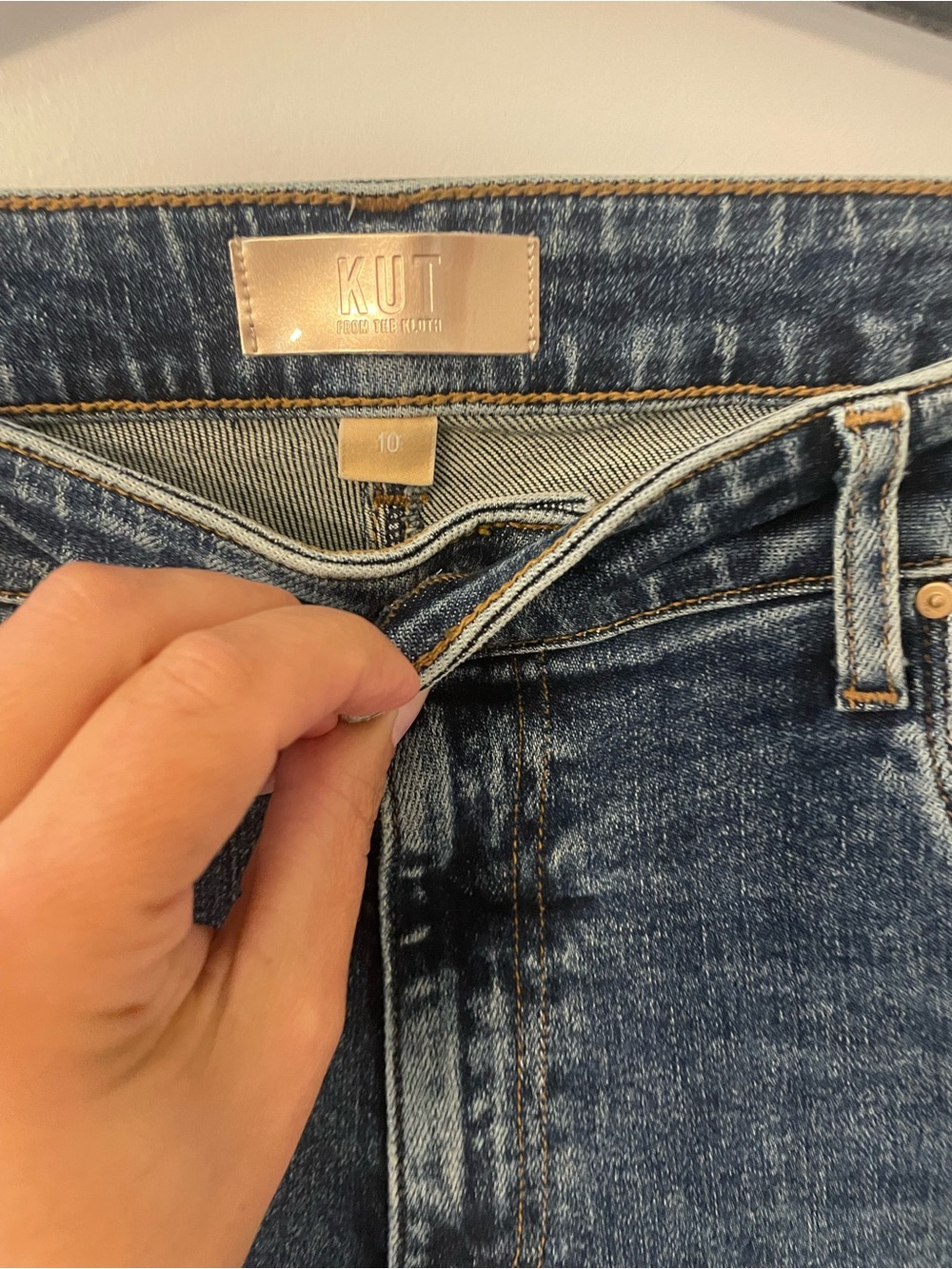 Kut from the Kloth Pattie Straight Leg Jeans - Picture 2 of 7